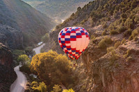 Hot air balloon in Rio Grande Gorge in Arroyo Hondo 5x7 greeting card