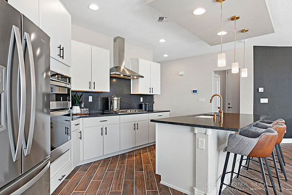 Park Place, model home by Pulte Homes. Photography by Mona Makela.