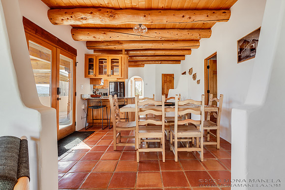 Casa Linda, a vacation rental by Natural Retreats