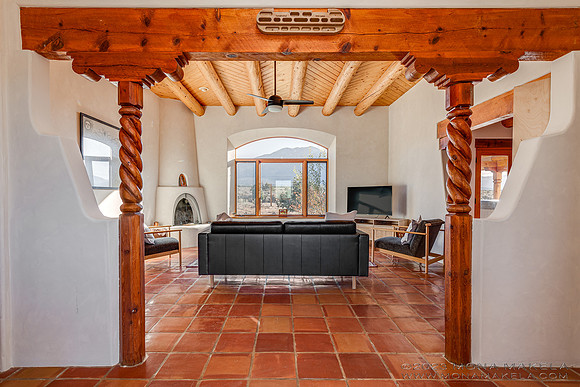 Casa Linda, a vacation rental by Natural Retreats