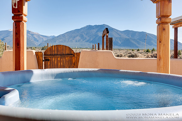 Casa Linda, a vacation rental by Natural Retreats