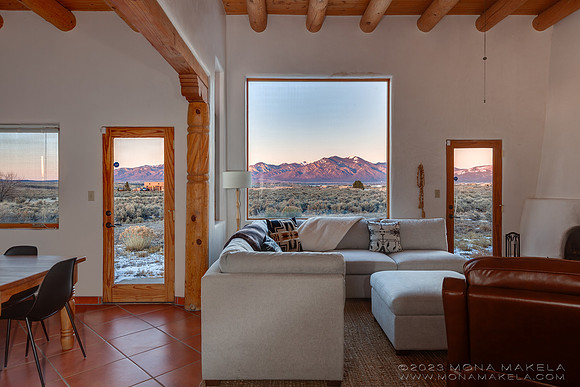 Skydancer, a vacation rental in Taos. Photography by Mona Makela.