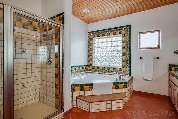 Skydancer, a vacation rental in Taos. Photography by Mona Makela.