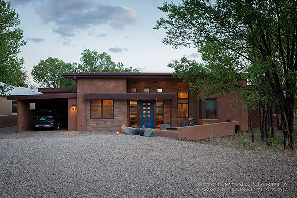 Home by Edge Architects, Taos New Mexico. Photography by Mona Makela.