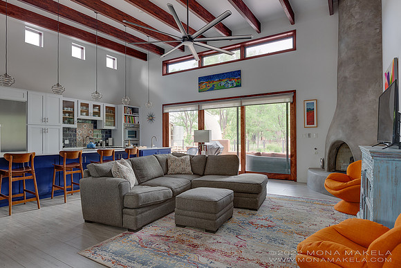 Home by Edge Architects, Taos New Mexico. Photography by Mona Makela.