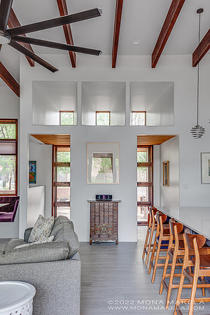 Home by Edge Architects, Taos New Mexico. Photography by Mona Makela.